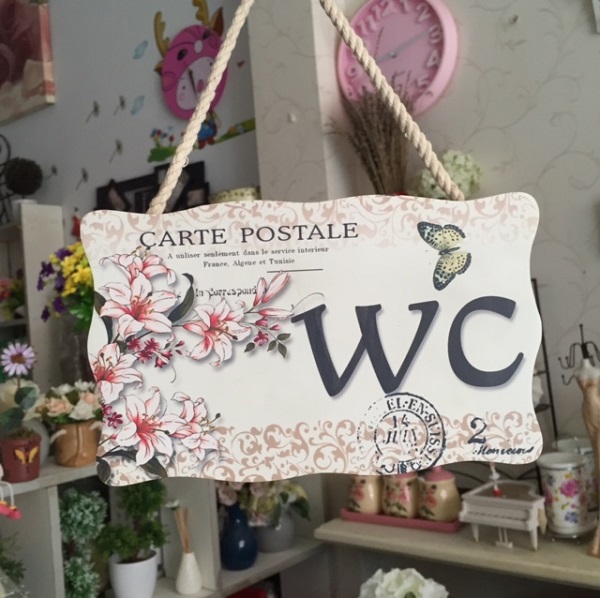 Bảng treo cửa WC